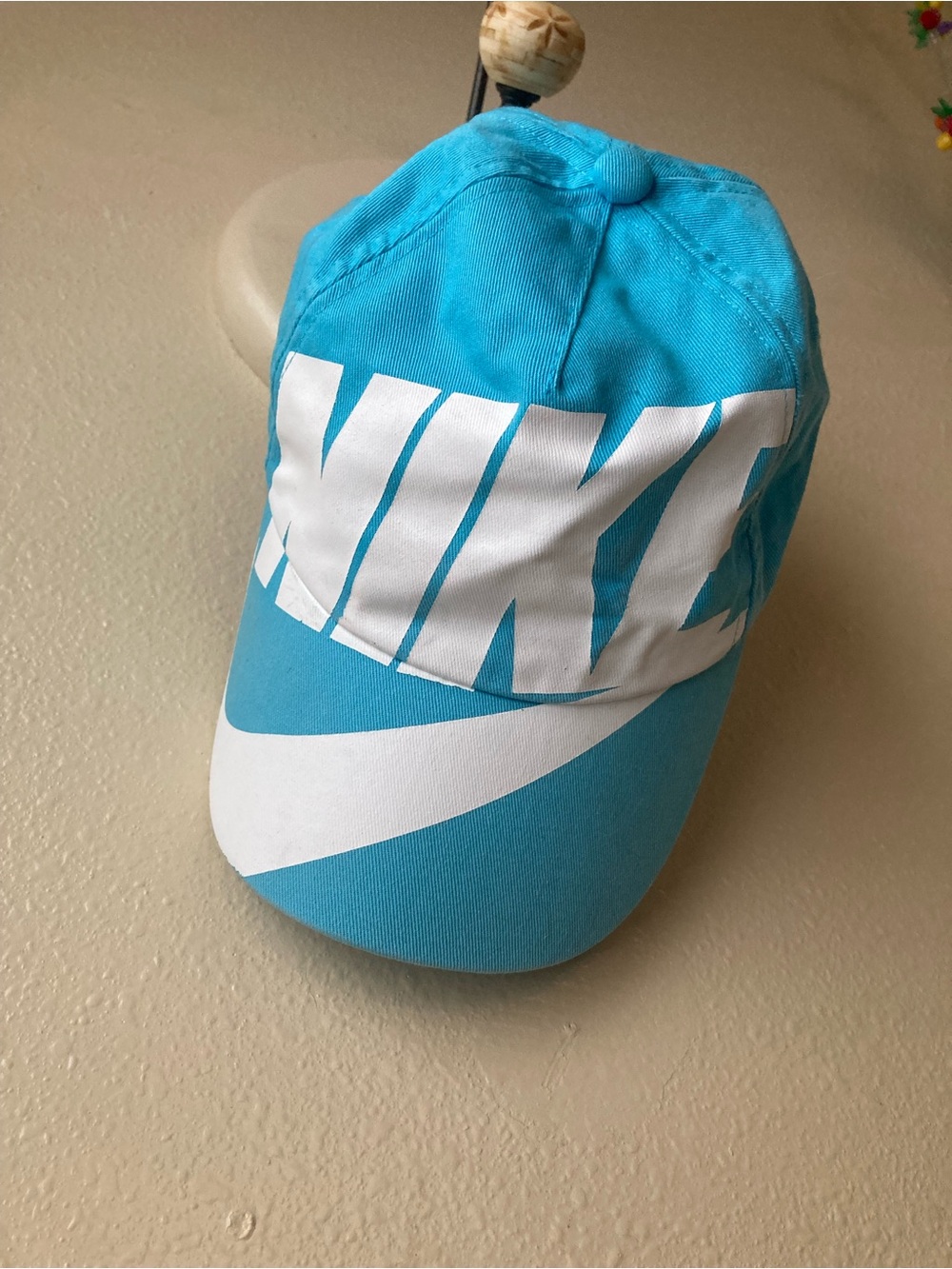 NWOT Nike Retro Aqua/Turquoise Heritage86 Cap/Large White Statement Swoosh Logo